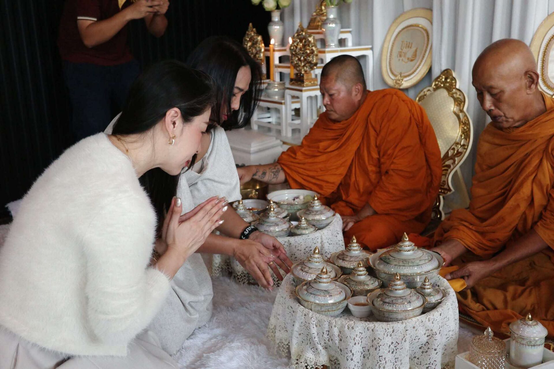 โฮมสุข